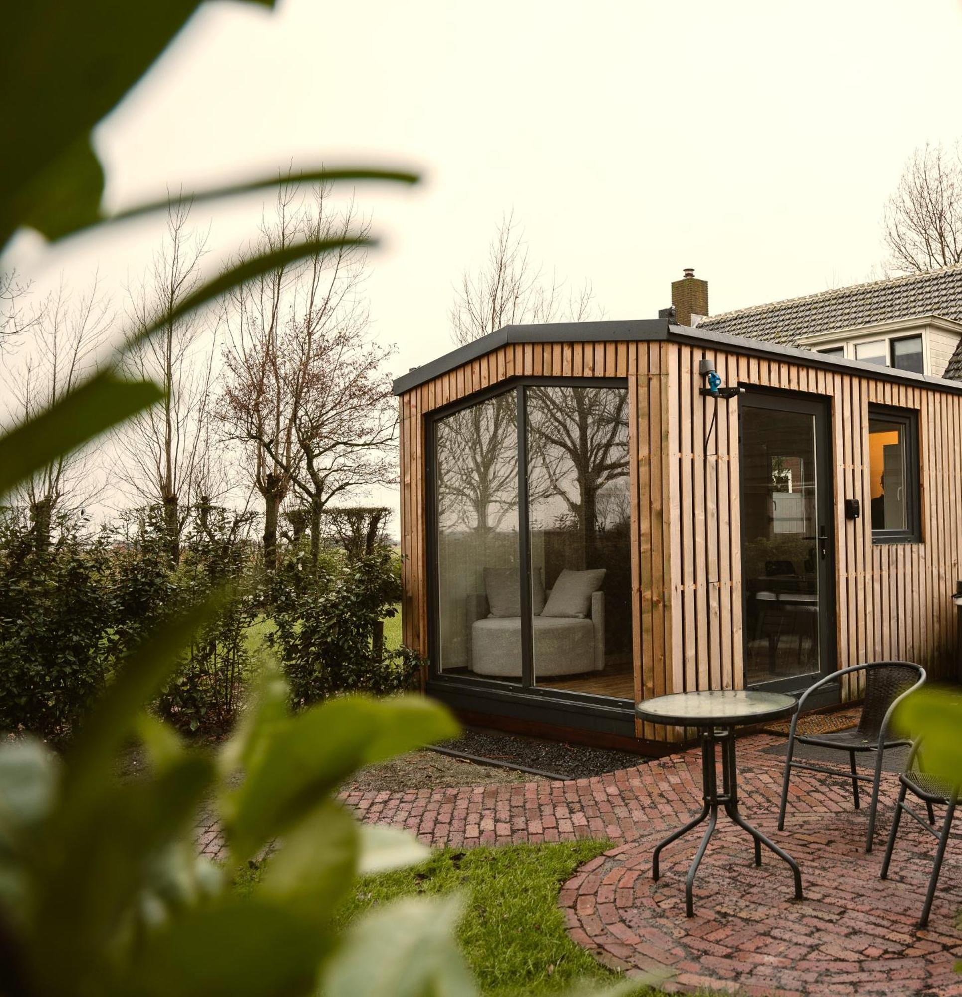 Luxe Tiny House Incl Jacuzzi En Strandhuisje In Zomerseizoen Meliskerke Exteriér fotografie