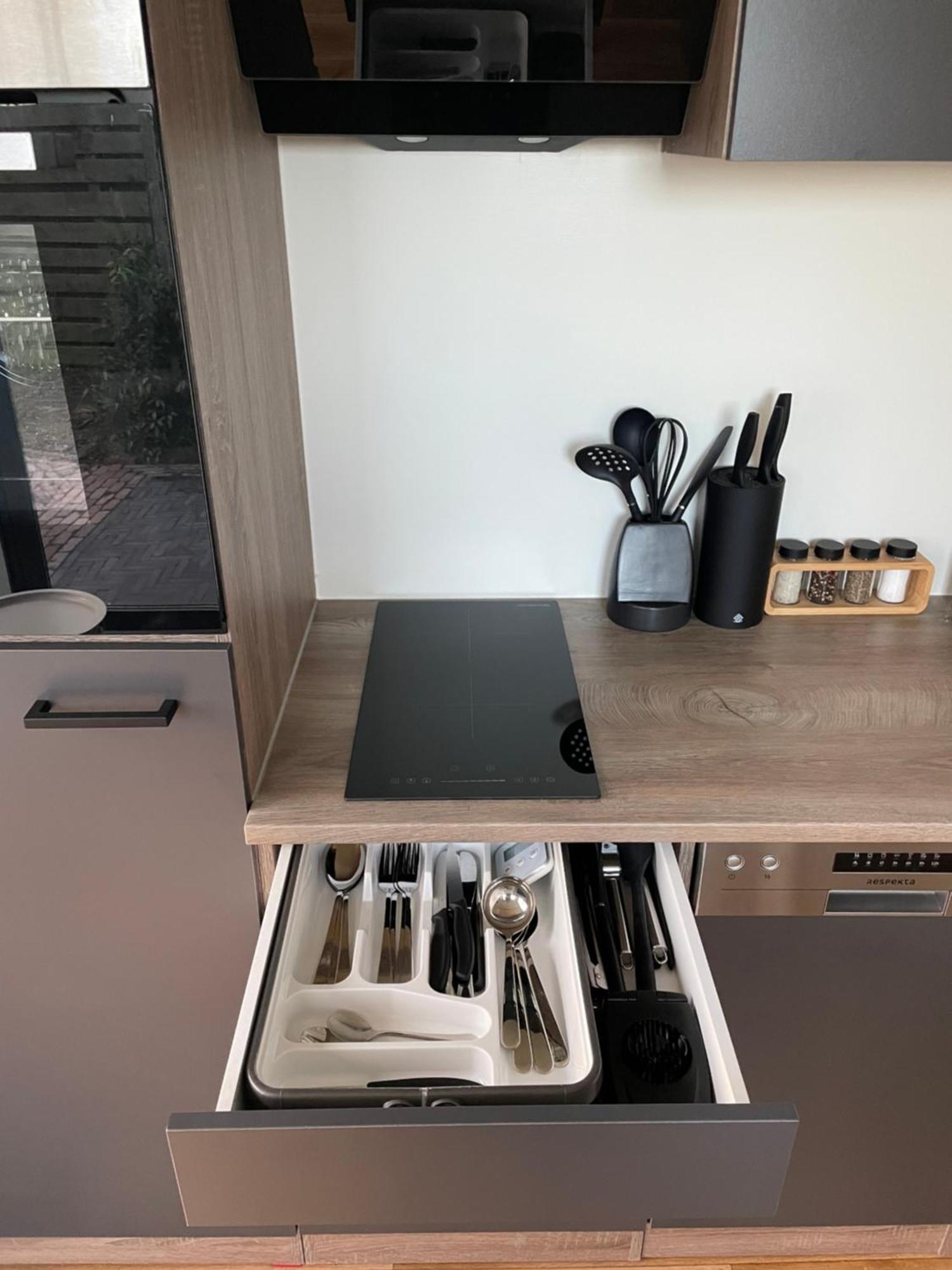 Luxe Tiny House Incl Jacuzzi En Strandhuisje In Zomerseizoen Meliskerke Exteriér fotografie