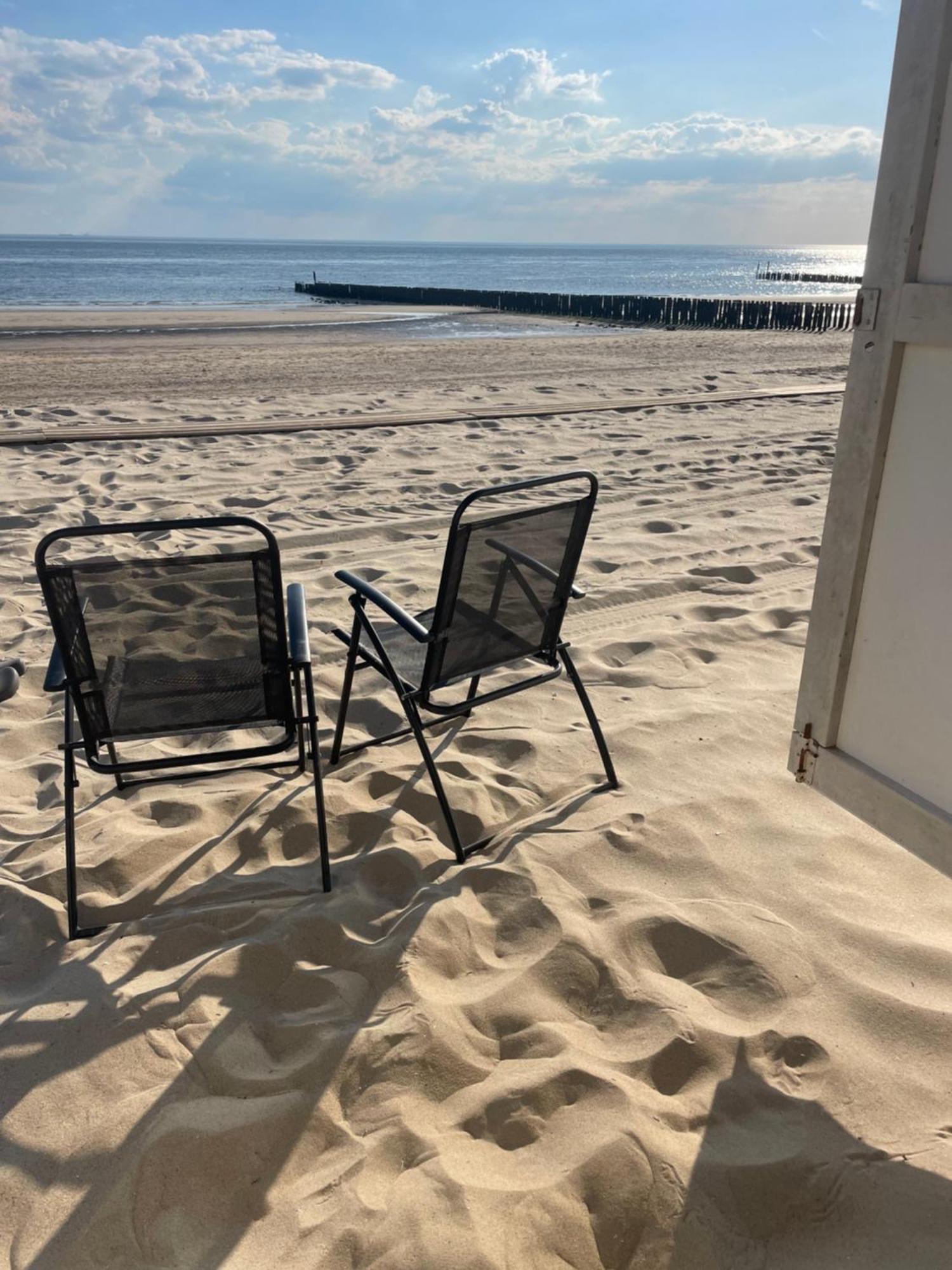 Luxe Tiny House Incl Jacuzzi En Strandhuisje In Zomerseizoen Meliskerke Exteriér fotografie